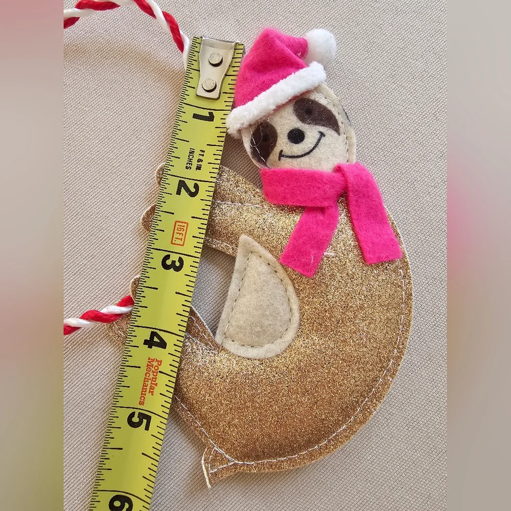 NWOT Sloth Christmas Candy Cane Garland 72 Inches Long